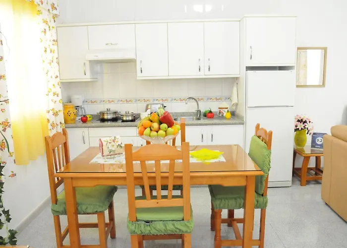 Apartment Geraeumige By Interhome Vecindario (Gran Canaria)